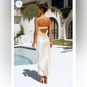 White Satin Hello Molly Coolness Calling Dress SIZE S/4 NWT